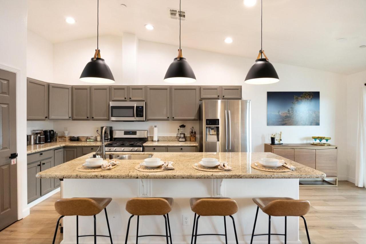 Alana House - Pool, Hot Tub, Bbq, Fire Pit And Walk To Hikes! Home Joshua Tree Eksteriør billede